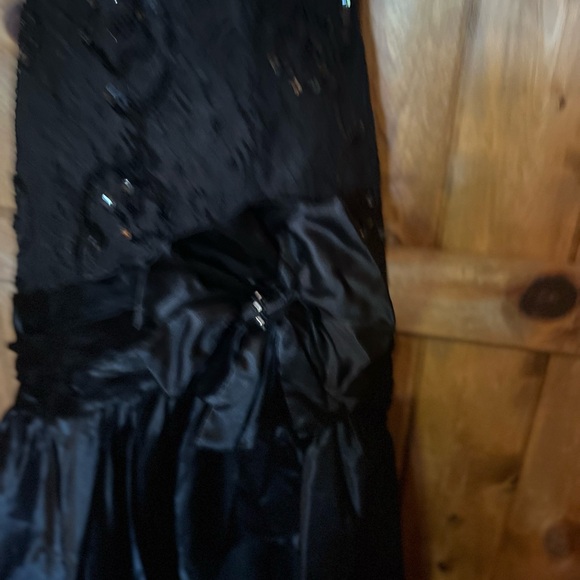 Vintage Gothic size 5/6 Zum Zum black on black prom dress. - Picture 7 of 12